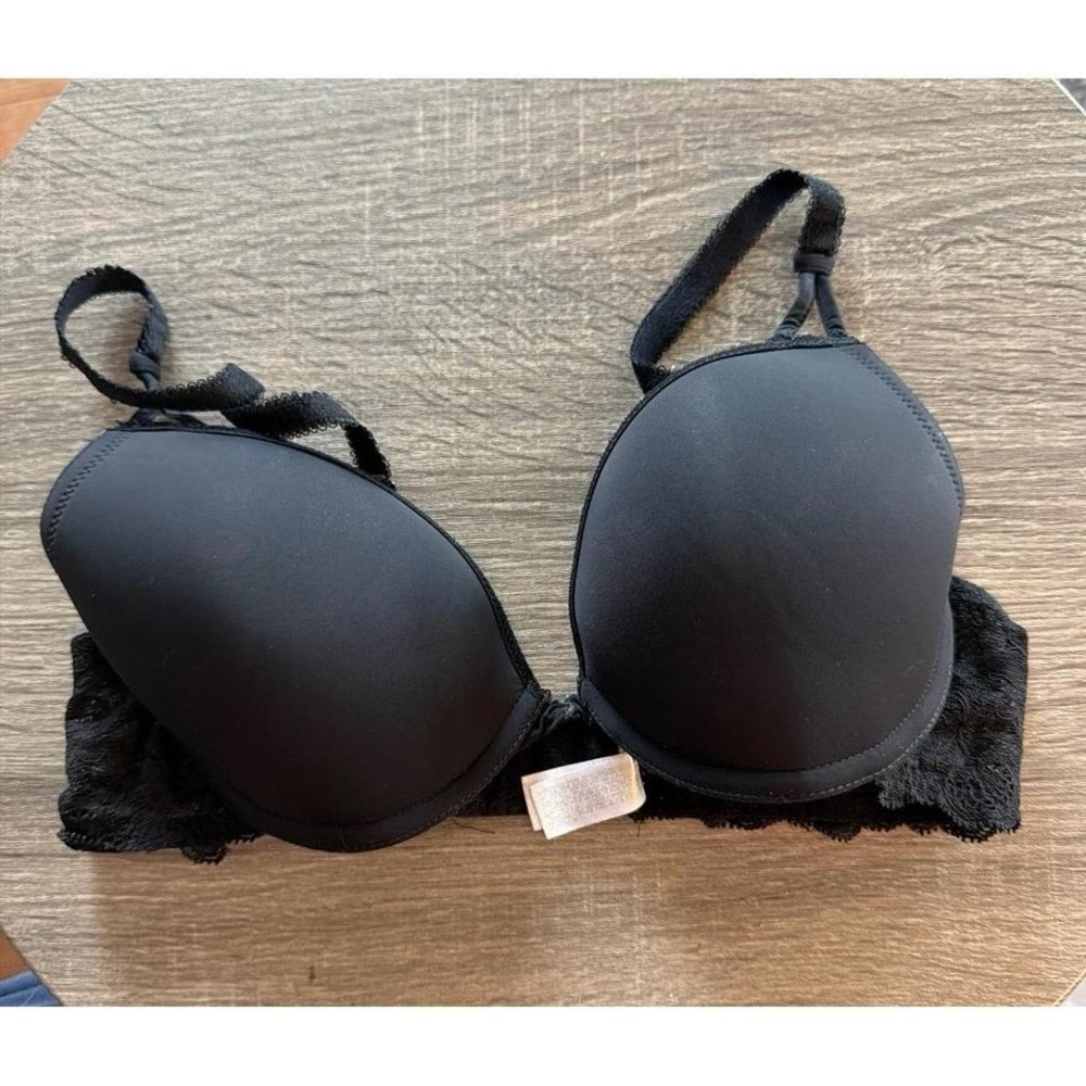 B.tempted By Wacoal Black Lace Lined 34C Bra